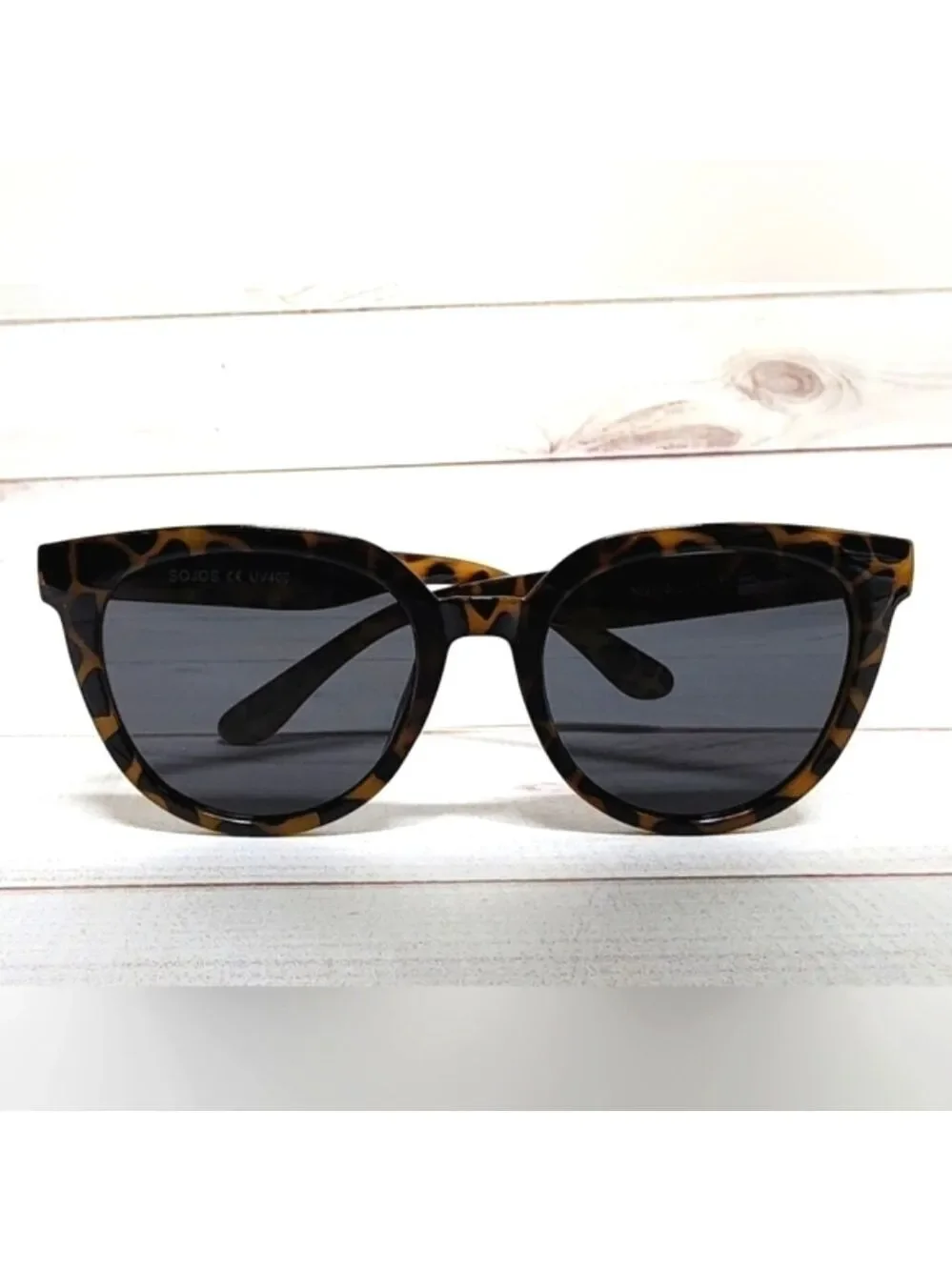 Sojos Round Polarized Sunglasses with UV Protection - New In Box